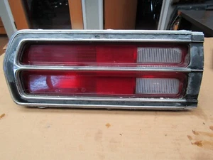 1976 1977 Plymouth Volare Taillight Mopar Left Brake Light Assembly - Foto 1 di 5