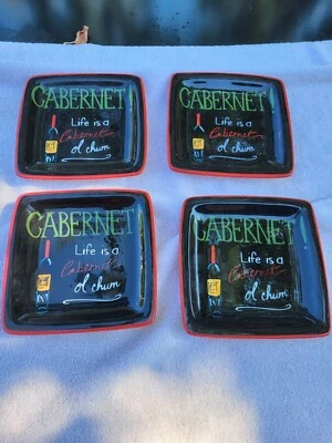 4 platos de canapé International Bistro certificados (Jennifer Garant) tema de vino Foto 1 de 4