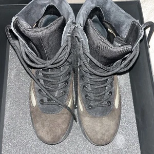 Yeezy Season 5 Stiefel Oil/Military Gr. 41 - Bild 1 von 10