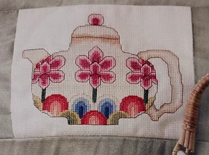 Kreuzstichmuster TEEKANNE Koreanische Hochzeit Blumenmuster Vintage - Bild 1 von 7