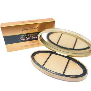 TOO FACED BORN THIS WAY TURN UP THE LIGHT HIGHLIGHTING PALETTE MEDIUM FULL SIZE - Picture 1 of 2
