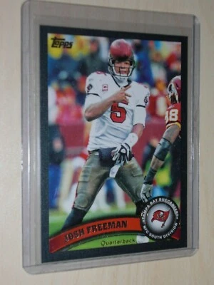 2011 Topps Football Black and Gold Parallels ***Complete your sets*** - Image 1 of 4