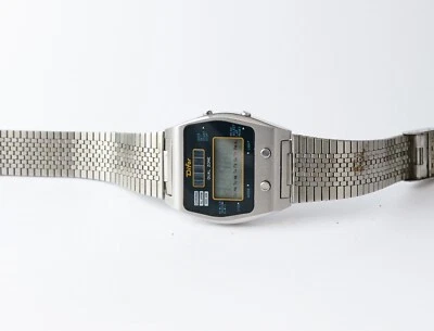Montre ancienne difor digital à restaurer ne fonctionne pas - Photo 1/4