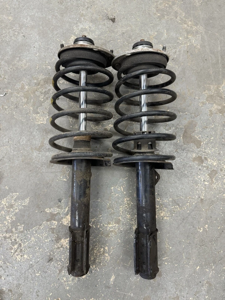 Par de puntales delanteros cargados Monroe Volvo V90 S90 940 resorte L y R 6819403 OEM #3880E Foto 1 de 4