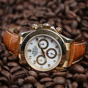 Rolex Daytona | 18ct Yellow Gold | 2008 | Box & Papers | Ref. 116518 - Picture 1 of 21