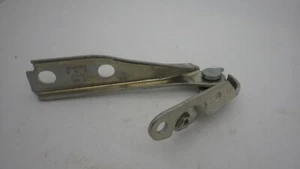 New Genuine Audi A3 8L 1997-2003 RH Bonnet Hood Hinge 8L0823302B - Picture 1 of 1