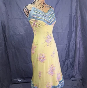 Betsey Johnson Womens 6 Slip Dress 100% Silk Floral Y2K Fairy Cottage VTG Core - Picture 1 of 19