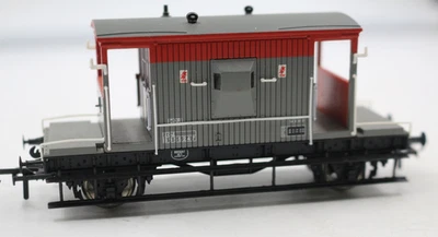 Bachman 37-535 OO BR 20T Brake Van in Railfreight Livery flush ends - VGC - Image 1 of 4