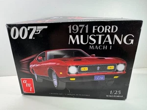 Kit modellino completo scatola aperta AMT James Bond 1971 Ford Mustang Mach I scala 1:25 - Foto 1 di 5
