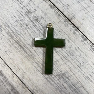 Ciondolo croce vintage in giada e oro 14 carati, tenuta  - Foto 1 di 6