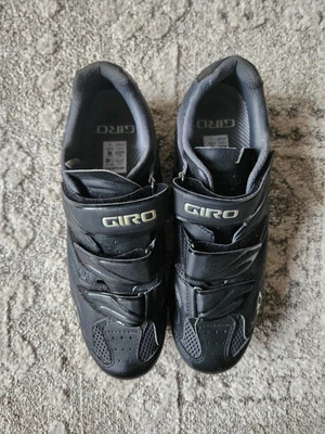 Giro Zapatos de Ciclismo de Carretera para Hombres Talla 10 EUR 43 Negro Gancho y Lazo - Arc1+ Ajustador Foto 1 de 4