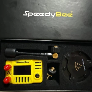 SpeedyBee 5.8GHz FPV Goggles Receiver + Antenna Combo - GR58-AT - Picture 1 of 7