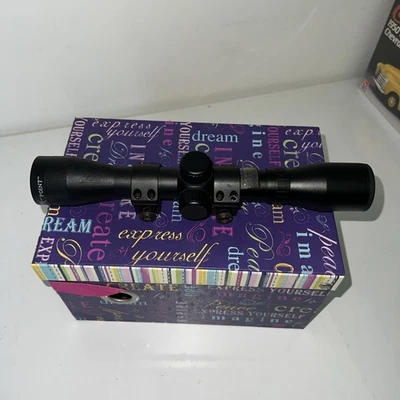 Mira para rifle de punto central, retícula dúplex negra de 4x32 mm sin tapas de lente Foto 1 de 4