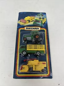 Matchbox 1998-89 MP 107 3 piece FarmSet 1-64 Diecast in Package - Picture 1 of 6