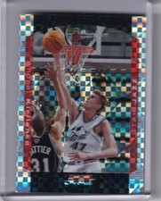 2004-05 BOWMAN CHROME #47 ANDRE KIRILENKO X-FRACTOR UTAH JAZZ 27/150 B211