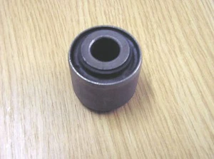 Alfa Romeo 156 ALL MODELS 1997 to 2007 New Rear Suspension Trailing Arm Hub Bush - Picture 1 of 1
