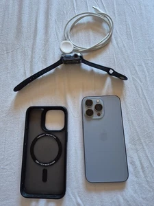 Biete Iphone 13 pro + Apple watch S7 als packet - Bild 1 von 3