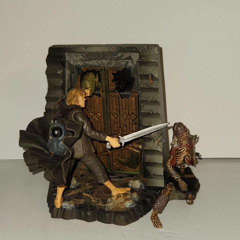 Lord Of The Rings Samwise Gamgee With Moria Mines Goblin Battle Action Base Cover