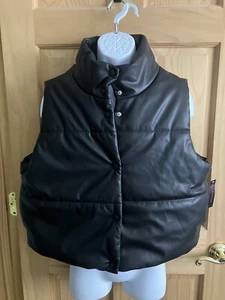 No Boundaries Women’s XL (15-17) Faux Leather Puffer Vest NWT - Picture 1 of 12