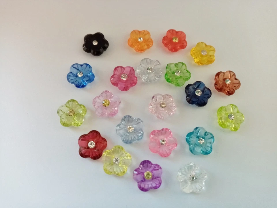 10 Acrylic Flower Buttons with Sparkly Rhinestone 15mm (5/8") Choose your Colour - Image 1 of 1