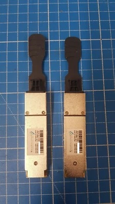 2 Stück(11,95€/Stück)  WaveSplitter 40GBASE-eSR4 QSFP+/MPO-Anschluss(UR) - Bild 1 von 4