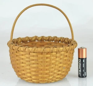 VINTAGE SMALL SPLINT BLACK ASH BUSHWACKER BASKET-RONALD L. STICKLES (STICK) MA. - Picture 1 of 11
