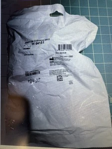 ResMed 64151 Airfit F30 Medium Replacement Full Face Cushion Factory New Sealed - Picture 1 of 1