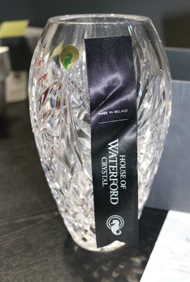 House of Waterford Newgrange Ambassador Large 9" Crystal Vase 162865 Fred Curtis - Image 1 of 4