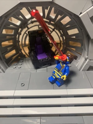 LEGO Marvel Cyclops Minifigure 76294 X-Mansion (b3) - Image 1 of 2