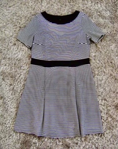 @ Montego @ Kleid schwarz-weiß EU 44 Size 2XL UK 18 US 16 gestreift kurzarm NEU - Bild 1 von 4