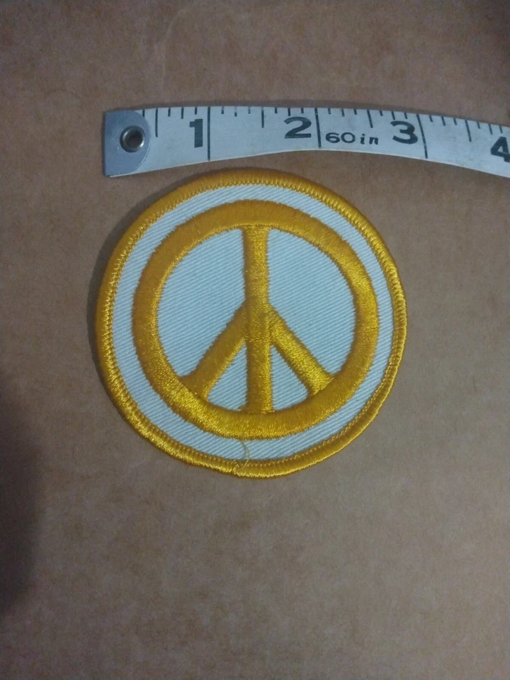 Clothe Peace Patch - Image 1 of 1