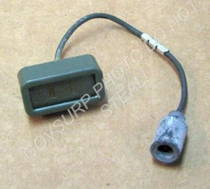 LIGHT B.O. MARKER FRONT 12V M880 / CUCV M1009 / 12258211 6220-01-083-5401 2EA - Picture 1 of 1