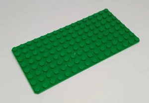 LEGO : Plaque de base 8 x 16 - Réf 3865 vert - Set 375 6066 3739 6048 6075 - Picture 1 of 1