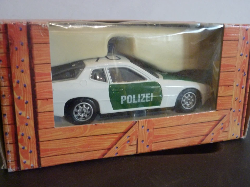 Miniature Porsche 924 Polizei 1975 Norev pour Hachette 1/43 - Photo 1/2