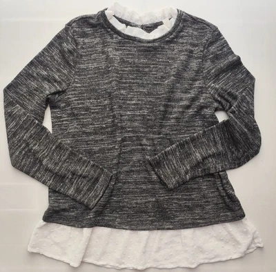 Damen-Shirt mit angenähtem Blusensaum -  2 in 1 - dunkelgrau / weiß - Bild 1 von 3