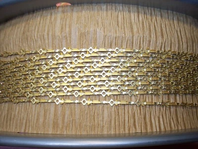 QTY (100) 47439-000 BERG 22-26AWG STAMPED 40uin GOLD SOCKET CONTACTS mini-PV - Image 1 of 4