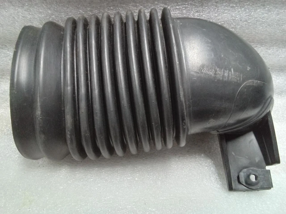 2012-2019 Fiat 500 1.4L Air Cleaner Intake Pipe Hose Tube Duct 68073649AA - Image 1 of 4