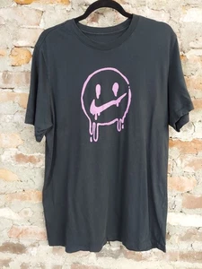 Nike Negro y Púrpura Cuello Redondo Camiseta Para Hombres Talla L Camisa Grande Cara Smiley N - Imagen 1 de 3