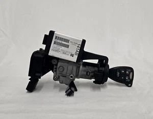 2001-2007 Chrysler Town & Country AUtomatic Trans. Ignition Switch w/ Key Assy. - Picture 1 of 10