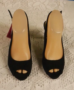NWOB DEXFLEX COMFORT WW MAXINE 6.5M BLACK FAUX SUEDE OPEN TOE SLING BACK HEELS - Picture 1 of 9