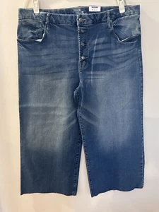 NWT Time and Tru High Rise Wide Leg Cropped Jeans Sz 20 Blue Wash Buttons New - Picture 1 of 8