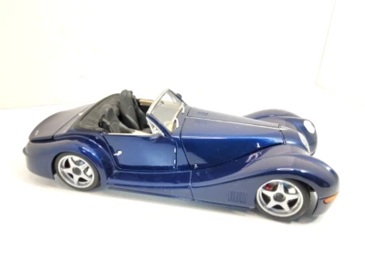 Maisto 1:18 Diecast Morgan Aero 8 Blue Very Dusty No Box - Image 1 of 4