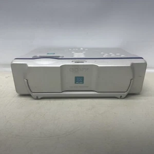 Sony VPL-CS1 SuperLite Portable Projector 800x600 SVGA - Picture 1 of 10
