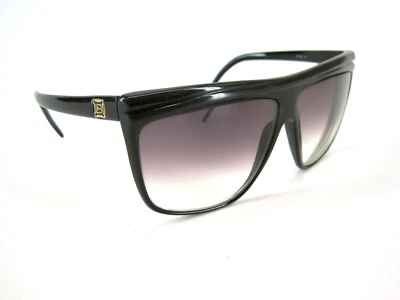 Gafas de sol vintage años 80 Laura Biagiotti P18 hechas en Italia negras doradas grises monturas Foto 1 de 4