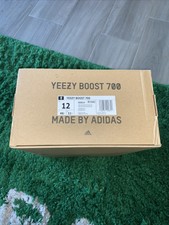 adidas yeezy 700 box