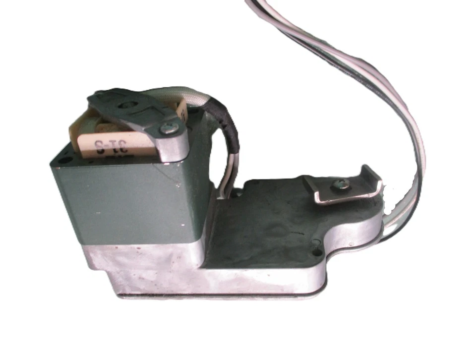 EAU60784231 ICG-54238LG31 OEM Engranaje Motor del Dispensador LG Refrigerador Foto 1 de 4