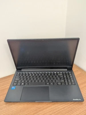 Toshiba Dynabook Pro C50-J 15.6" i7-11th Gen 16GB RAM 512GB SSD Win11Pro + Offic - Image 1 of 4