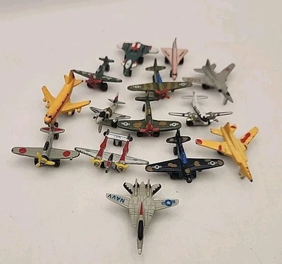 Lote de Micro Máquinas Militares de Colección Galoob Aviones Chorros Plástico Diecast  Foto 1 de 4