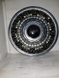 1980 to 1990 Lincoln Town Car wire spoke hub caps, 15 inch, set of 2 - Picture 1 of 7