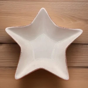 Pensionierte Pottery Barn Sternförmige Schale weiß mit braunem Rand 9" Bauernhaus Landhaus - Bild 1 von 12